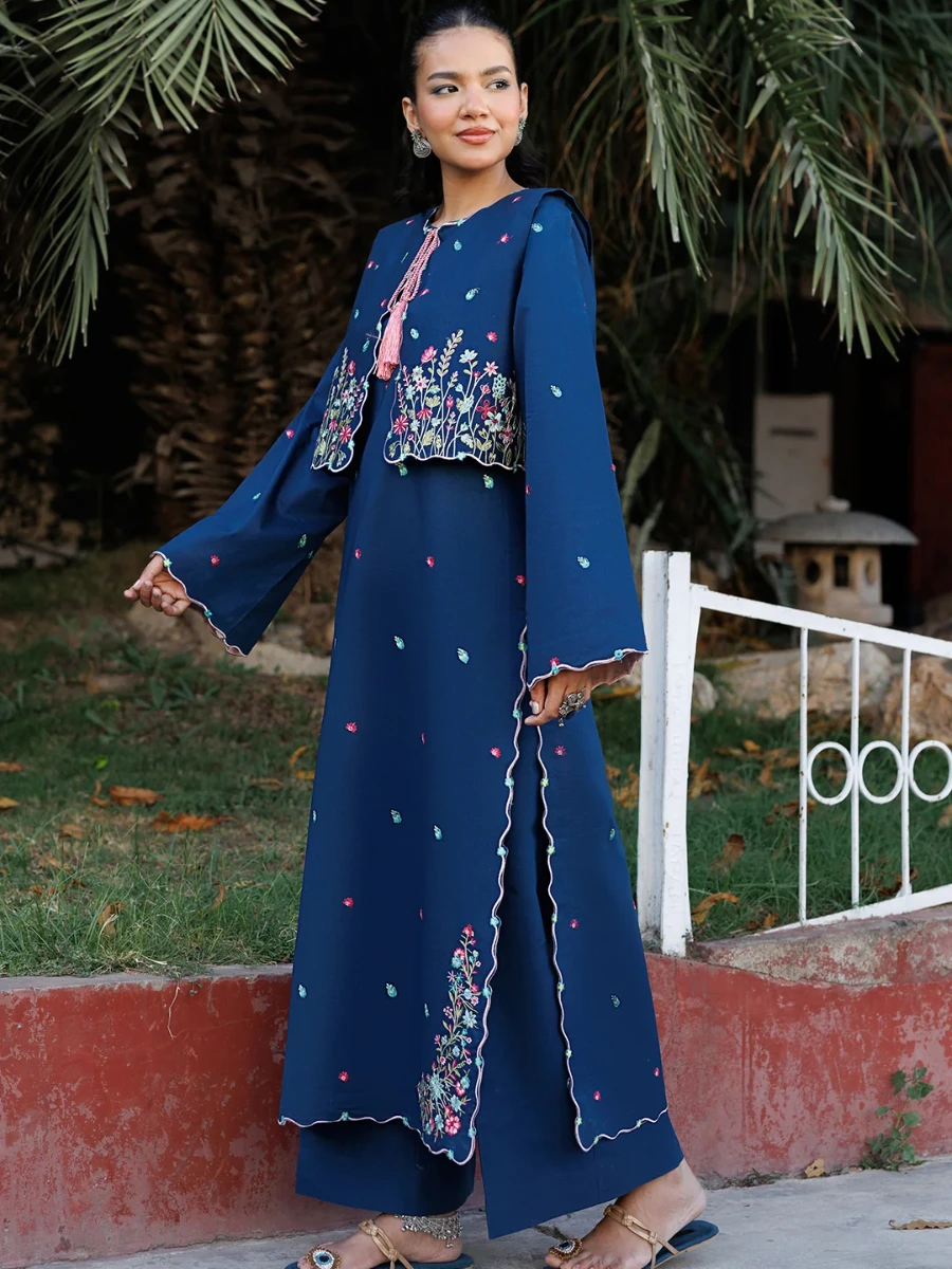 EMBROIDERED SUIT PAIRED WITH STATEMENT KOTI 3 PC