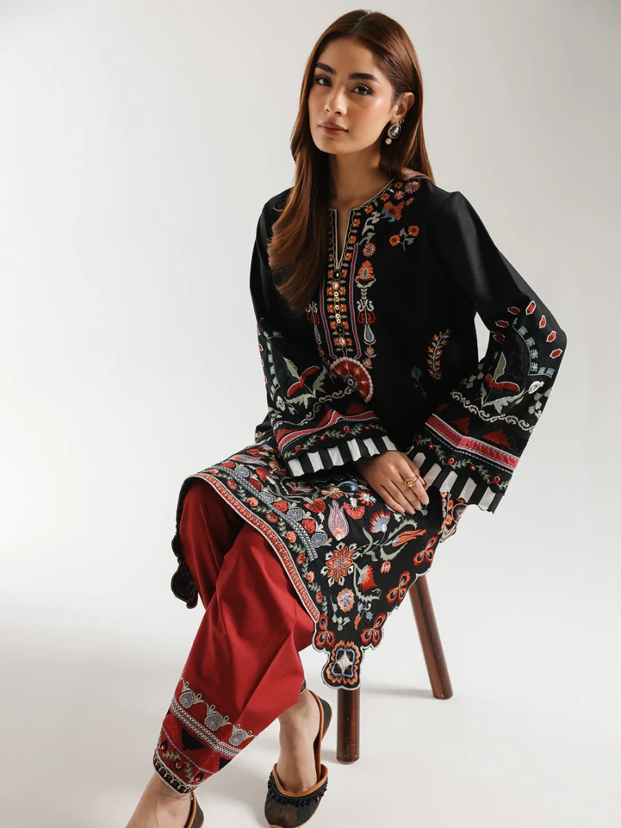 EMBROIDERED SUIT 2 PC