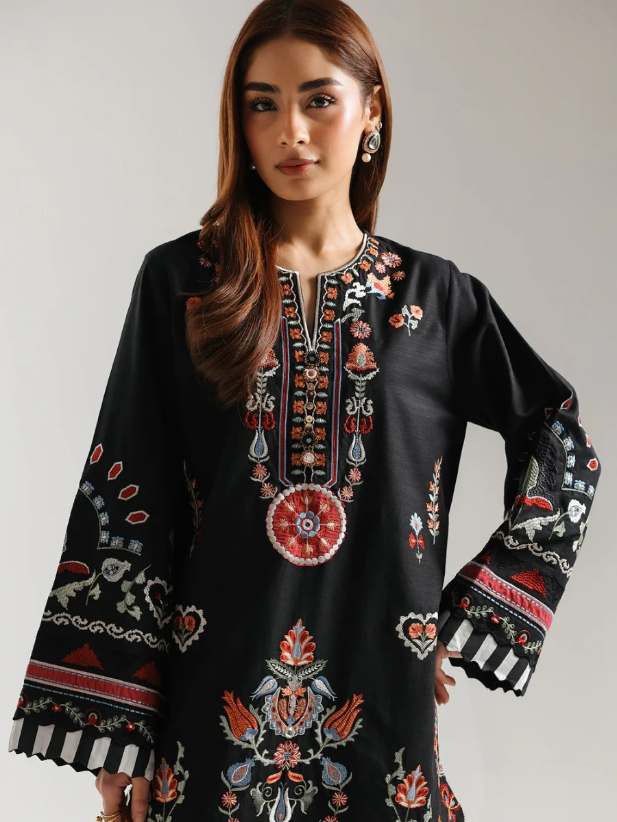EMBROIDERED SUIT 2 PC